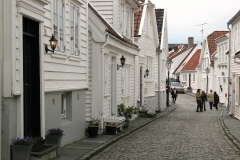 norway_stavanger_city_street_white_house-732654!d